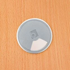 Bureau Compact Caisson - Piétement Panneau - Hêtre - Manutan -Bureau Produits Magasin AIG26253137